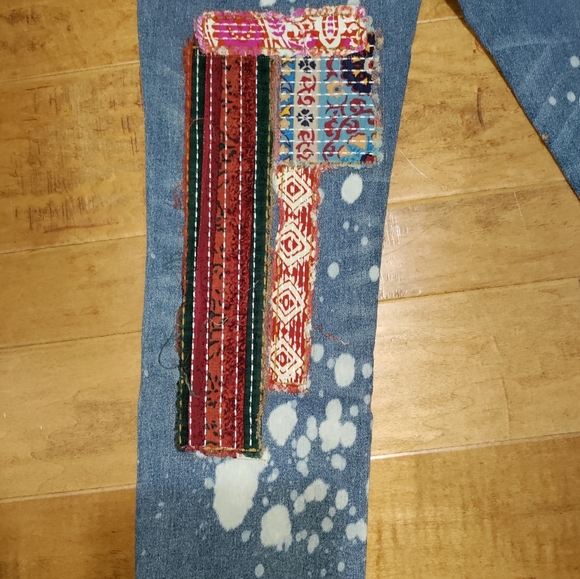 Kantha Sunrise Jeans - Picture 5 of 5